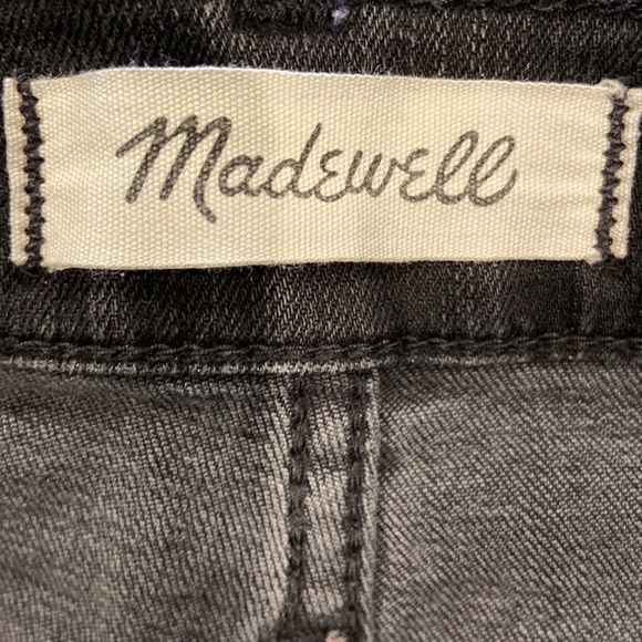 Madewell Black 10” High- Rise Skinny with Buttons and Raw Hem.  Size 29p - Picture 5 of 6